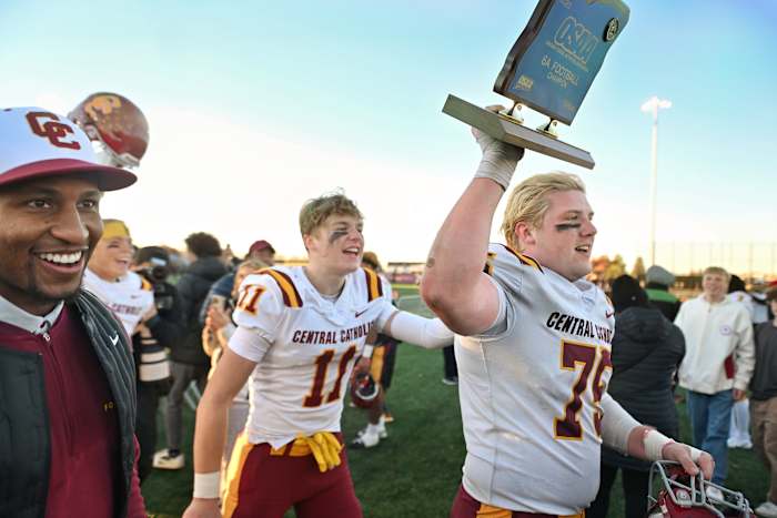 a Central Catholic Tualatin 6A Oregon football final November 22 2023 Leon Neuschwander 96